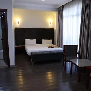 trinity-hotel.hotels-addisababa.com/